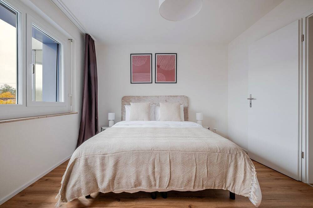 Ganze Wohnung, Blueground | Dietikon, balcony, nr Lindenplatz in Dietikon, Kanton Zürich