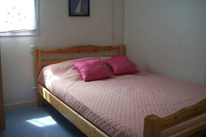 ZEcamping 3* animé pataugeoire pet friendly chalet Lv BBQ 40m2 4 pers in La Souterraine, Región de Guéret