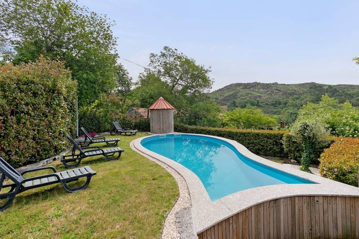 Casa do Moinho: Mountain View, Wi-Fi & Air Conditioning in Fafe, Braga District