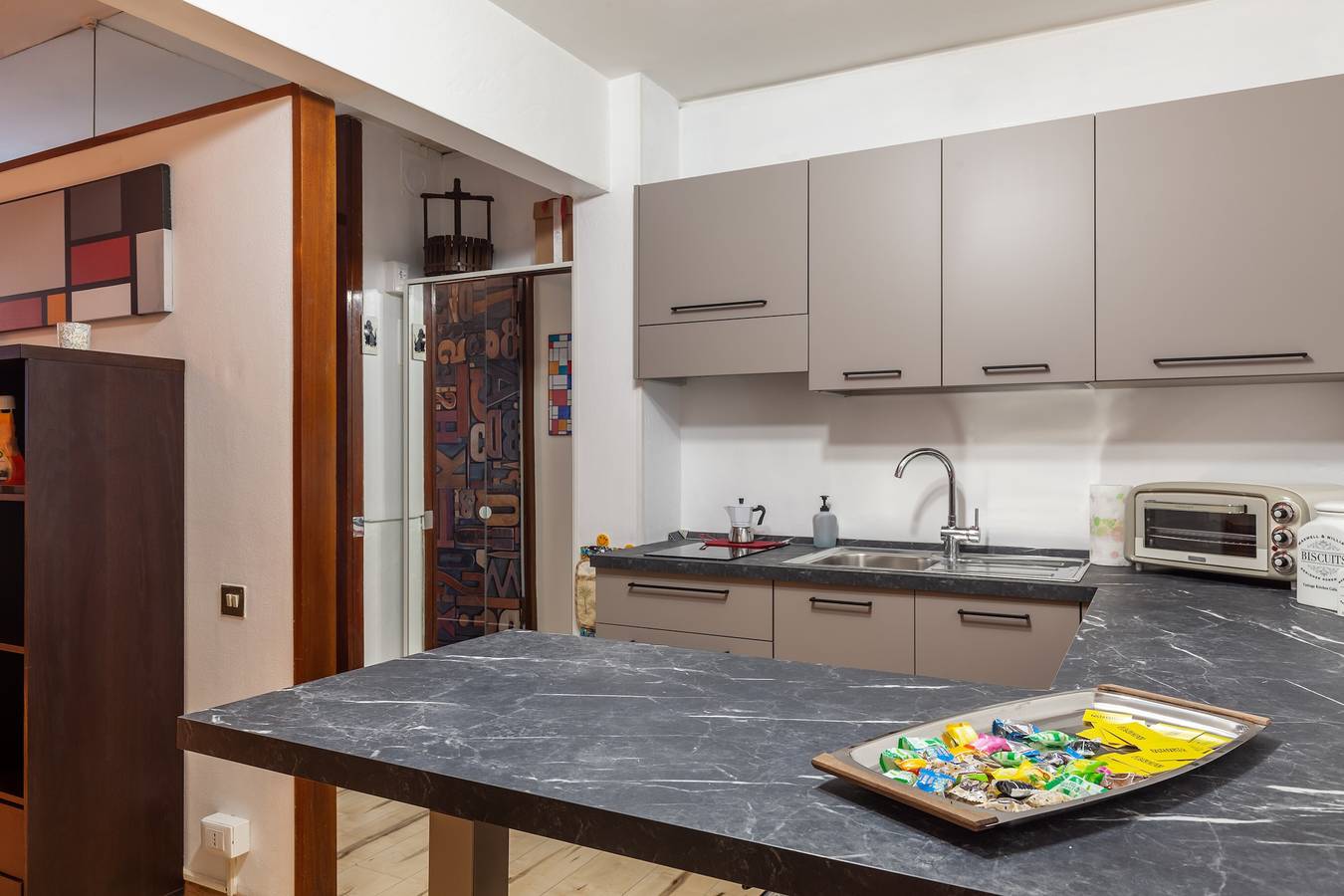 Ganze Wohnung, Ferienwohnung "La Casina al Mare Vista Pineta" mit A/C & Wlan in Marina di Carrara, Carrara