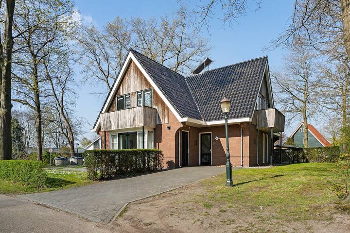 Ferienhaus für 20 Personen, mit Balkon/Terrasse und Terrasse sowie Garten in Hoge Hexel - 2
