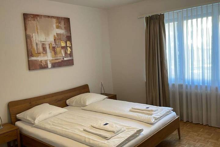 Entire apartment, Very nice 2Bd flat city center Enge (Wille 1) in Zurich, Zurich district