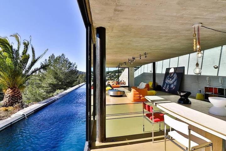 Villa pour 15 personnes, avec vue ainsi que jardin et piscine à Bandol - 4