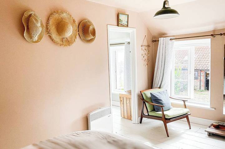 Cottage for 4 people, with terrace in Winterton-on-Sea