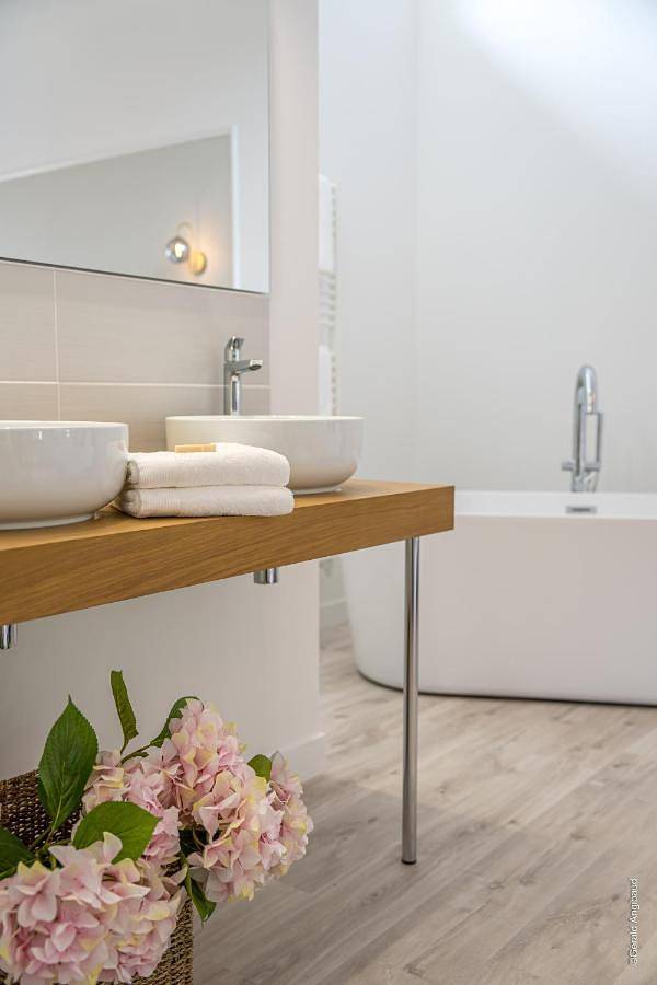 Location de vacances pour 2 personnes, avec terrasse et jardin à Distré - 3