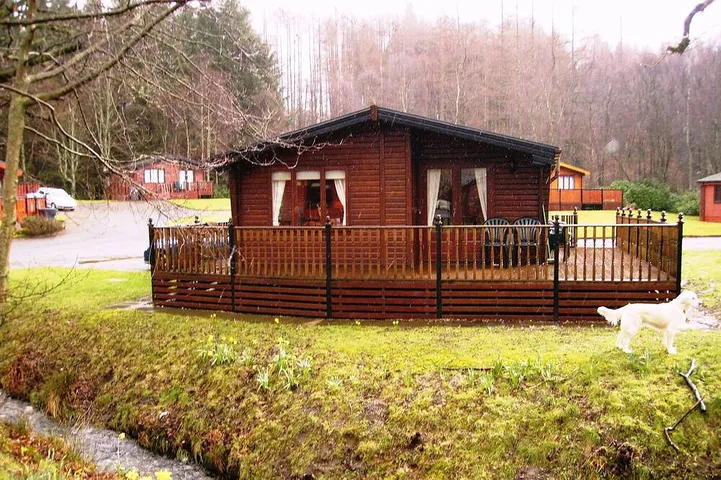 Luxury Log Cabin On The Banks Of Loch Lomond - Loch Lomond Chalet in Loch Lomond, Stirling region