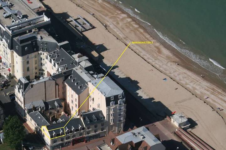 Gîte pour 4 personnes dans Grand Casino de Cabourg