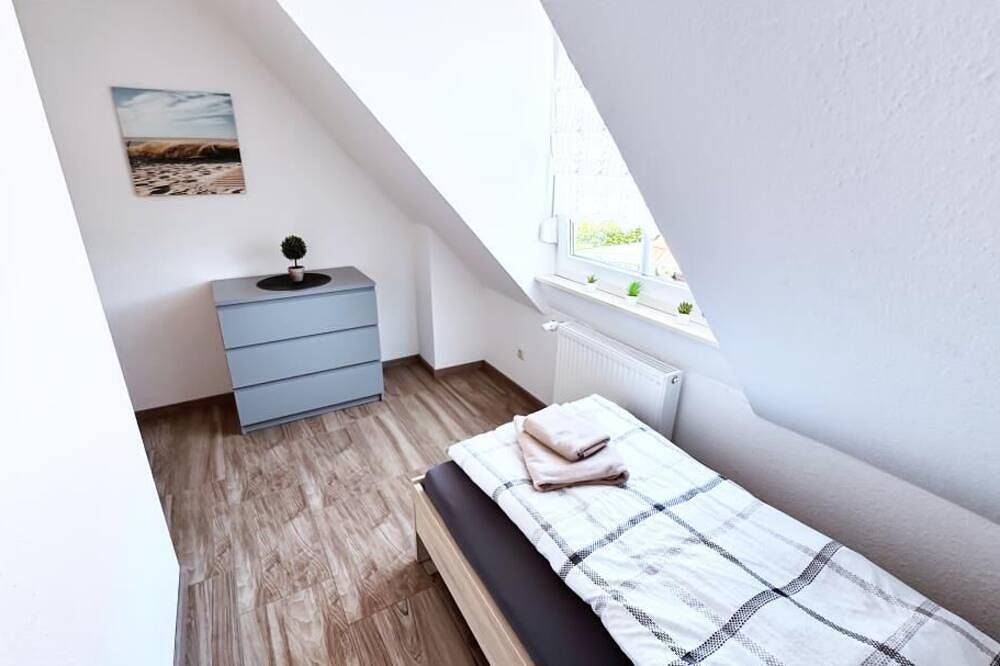 Neu! Ferienhaus Susann am Badesee nähe Nordsee in Hundestrand (Aurich), Aurich