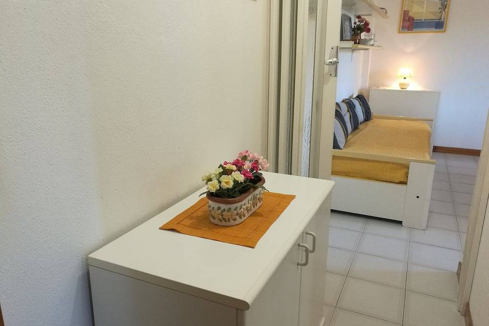 Entire apartment, My little house at the seaside in a quiet position -  roof terrace 35 sq. mts. in Montalto Marina, Montalto di Castro