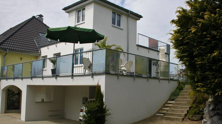 Ferienwohnung für 6 Personen, mit Garten und Pool sowie Terrasse, mit Haustier in Bad Wurzach
