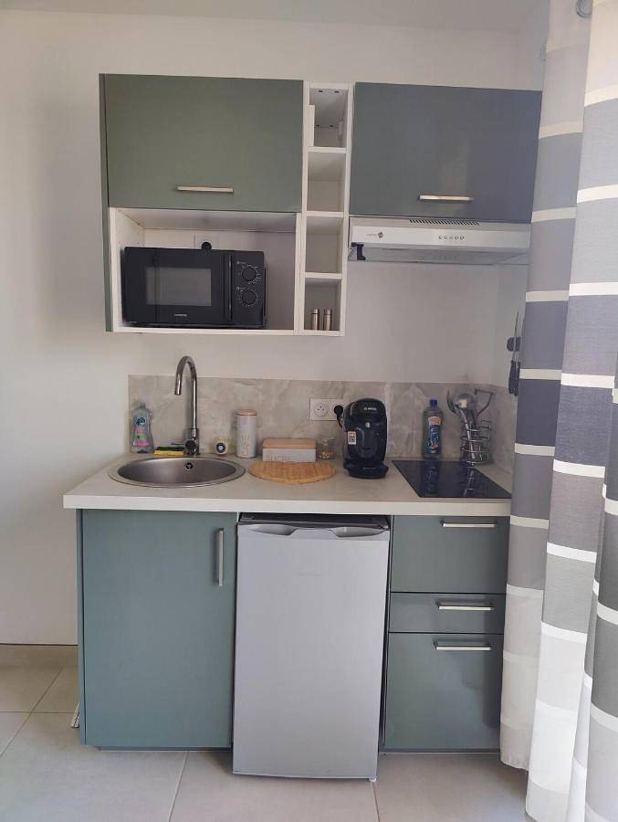 Gîte pour 2 personnes, avec terrasse et jardin à Roubia - 2