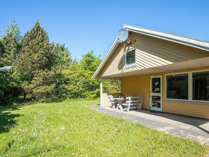 Ferienhaus für 8 Personen, mit Terrasse und Sauna in Nørhede Vest