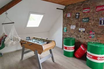 Gîte pour 9 personnes, avec terrasse et jacuzzi à Lièpvre