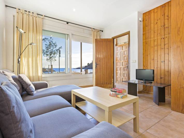 Gîte pour 6 personnes, avec terrasse à Llafranc - 4