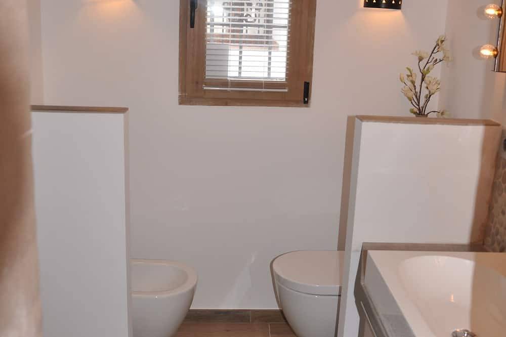 Une retraite unique dans la maison de ville la plus luxueuse d'Altea avec une terrasse Chillout de 47 m2! in Ville d'Altea, Altea