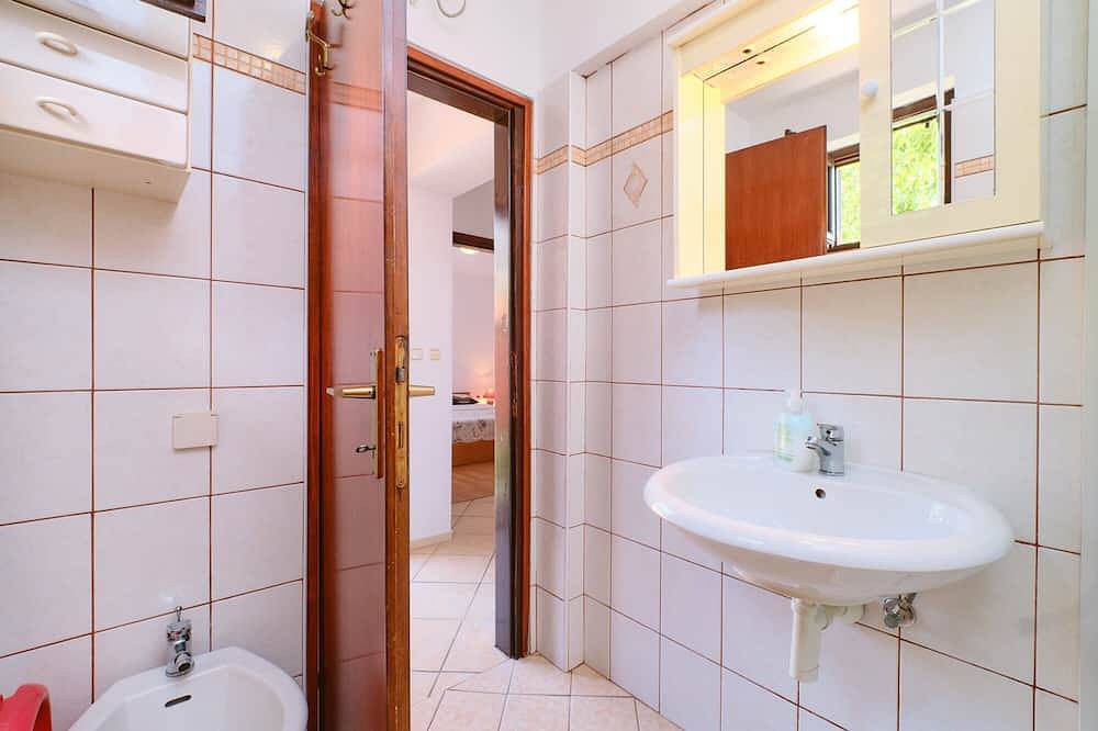 Ganze Wohnung, Ferienwohnungen Nusret,, Cunski, hr in Cunski, Kvarner Inseln