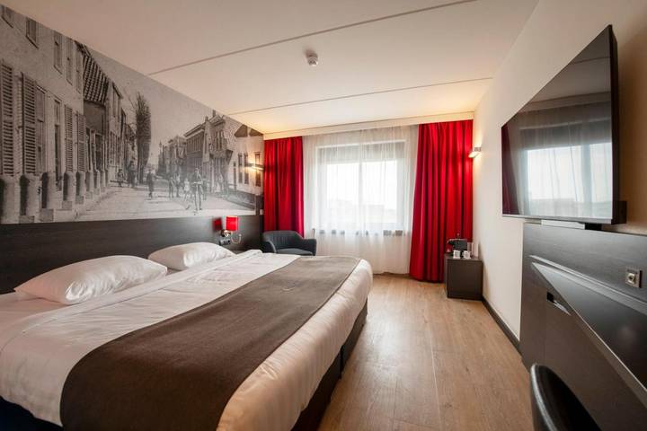 Hotel voor 3 personen, met Terras en Uitzicht in Zoetermeer