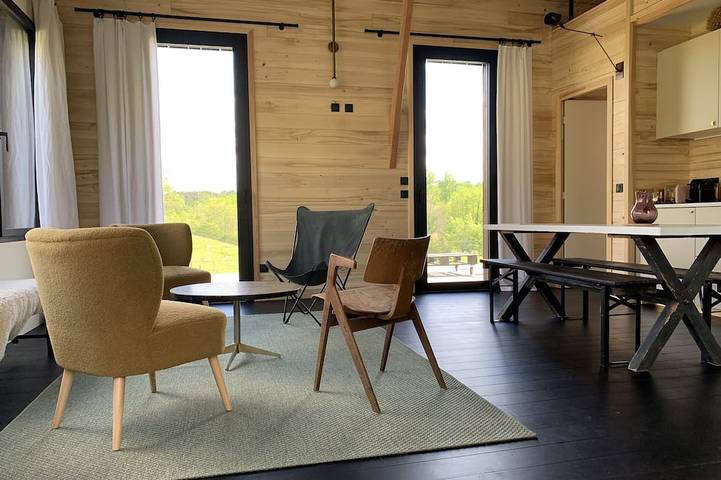 Location de vacances pour 3 personnes, avec Jacuzzi ainsi que Terrasse et Jardin à Aillas