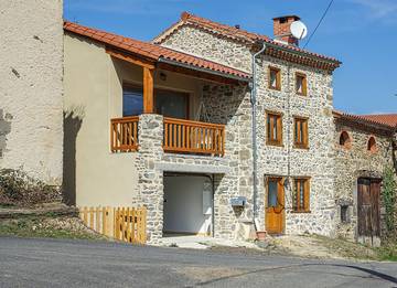 Gîte pour 2 personnes, avec terrasse en Haute-Loire