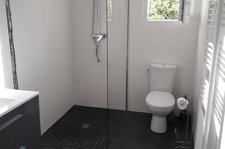 Ganze Wohnung, 2-Zimmer-Wohnung - 45 m2 - für einen Urlaub in Urrugne in der Nähe von St Jean De Luz in Urrugne, Bayonne und Umgebung