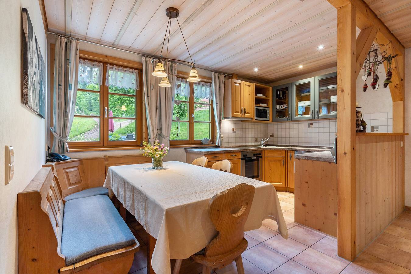 Ganze Wohnung, Apartment 'Igelbau' mit Bergblick, Gemeinschaftspool und Wlan in Wolfach, Mittlerer Schwarzwald