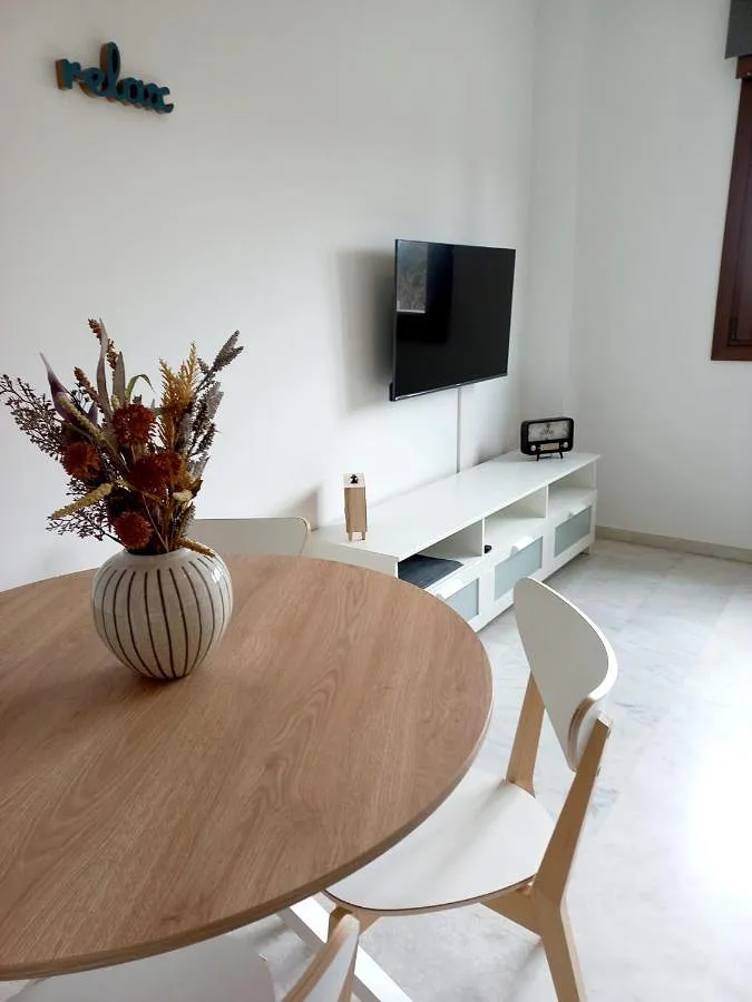 Apartamento de vacaciones para 4 personas, con piscina y vistas - 1