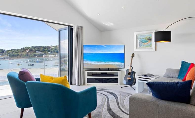 Apartment for 6 people, with terrace and view in Teignmouth