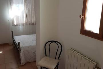 Gîte pour 3 Personnes dans Ménerbes, Parc naturel régional du Luberon, Photo 2
