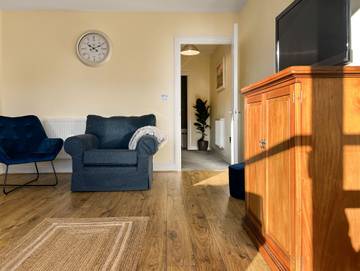 Holiday Rental for 7 People in Swansea, Swansea region, Photo 3