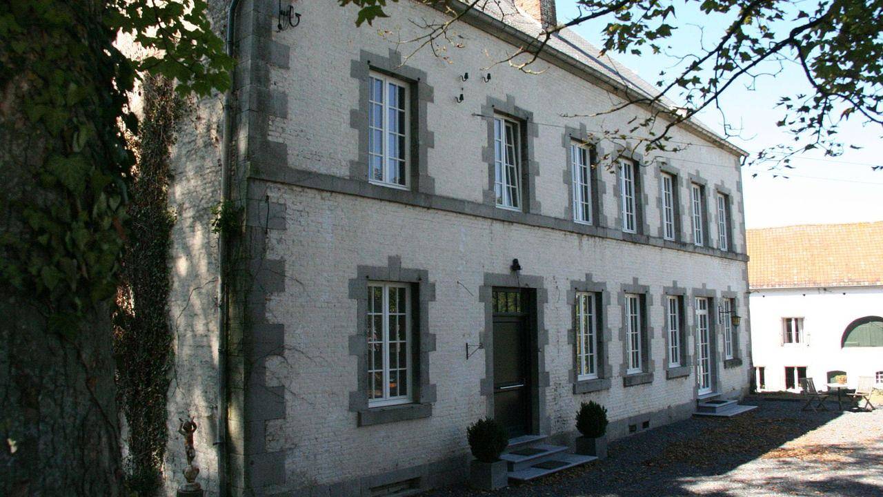 Vakantiehuis voor 9 personen met tuin in Beauraing, Regio Namur