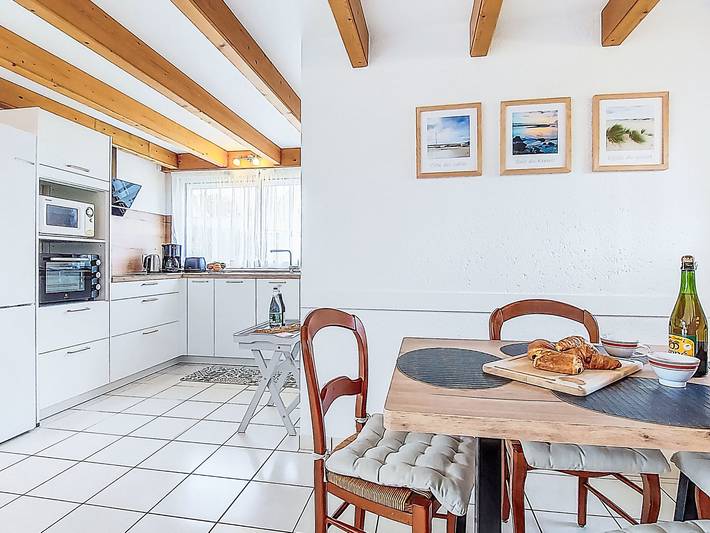 Location de vacances pour 3 personnes, avec jardin et terrasse, animaux acceptés à Plounévez-Lochrist - 3