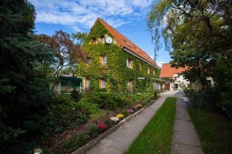 Apartamento vacacional entero, Pension Kleint, Wohnung 1 in Radebeul, Meissen Region
