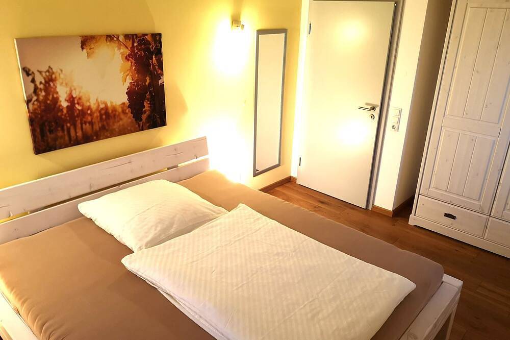 Ganze Wohnung, Main Urlaub im Weinberg in Kitzingen, Fränkisches Weinland