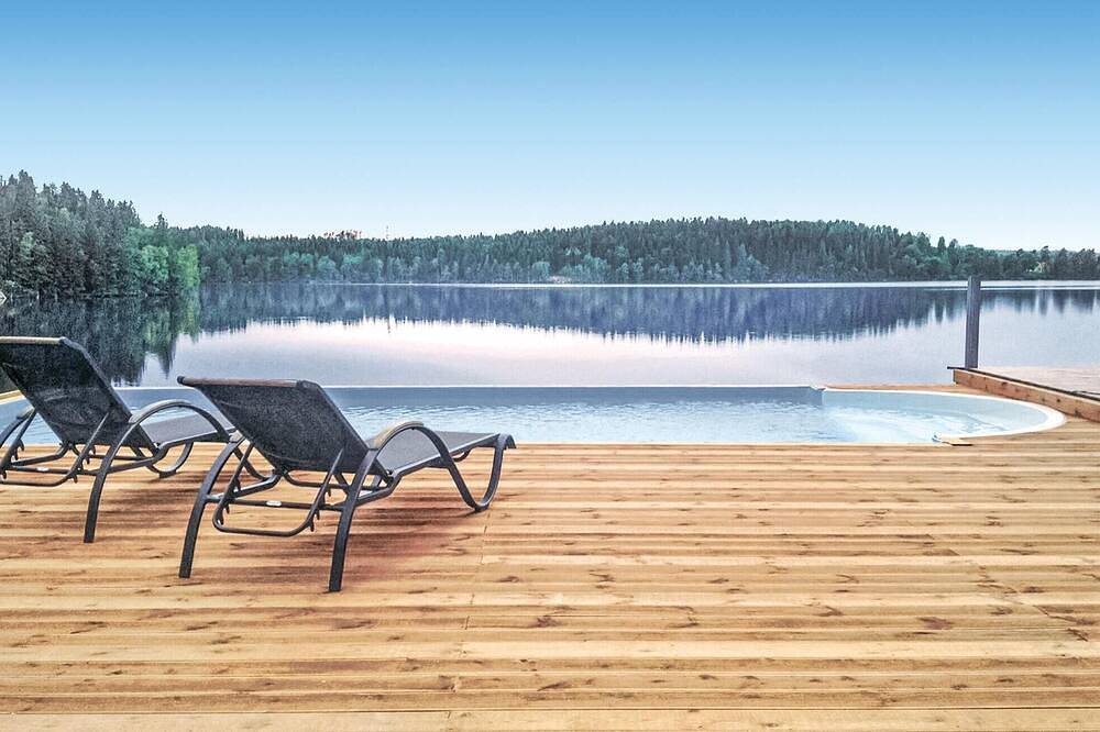 Amazing home in Dalsjöfors with sauna in Borås, Västergötland