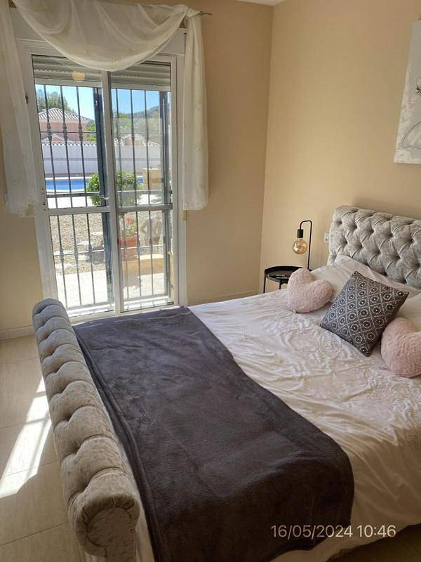 Chalet para 6 personas, con vistas además de piscina y jardín en Valle de Almanzora - 4