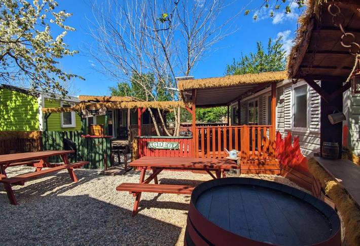 Ferienwohnung für 6 Personen, mit Pool und Ausblick sowie Garten und Terrasse - 1
