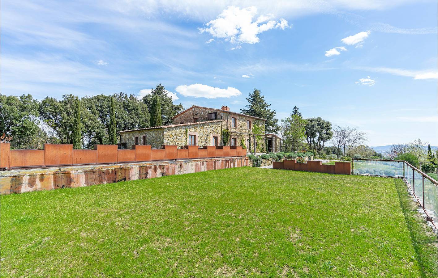 Montecatini Appartement de vacances avec A/C, piscine et parking in Montecatini Val di Cecina, Province de Pise