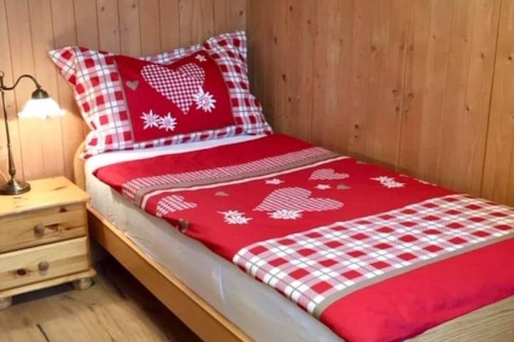 Ganze Wohnung, Tgèsa Tgom Demont, (Sedrun), 109.01 in Sedrun, Tujetsch