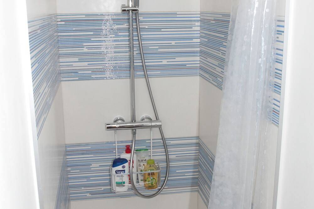 Apartamento entero, Independent studio in house in Montgeron, Essonne
