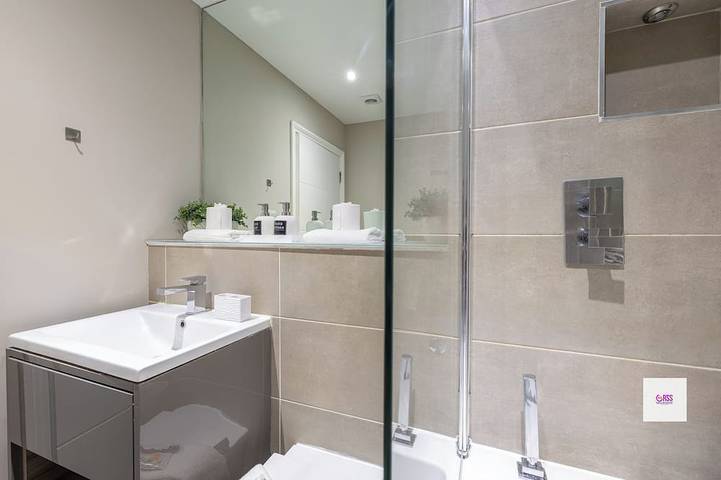 Entire apartment, Brighton Central Long Stay Stunning Seaview Apartment in Brighton, Sussex