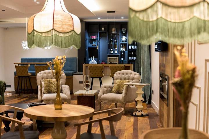 Hotel para 2 personas, con vistas además de piscina y terraza - 1