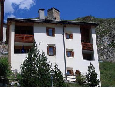 Trais Fluors in Ardez, Unterengadin