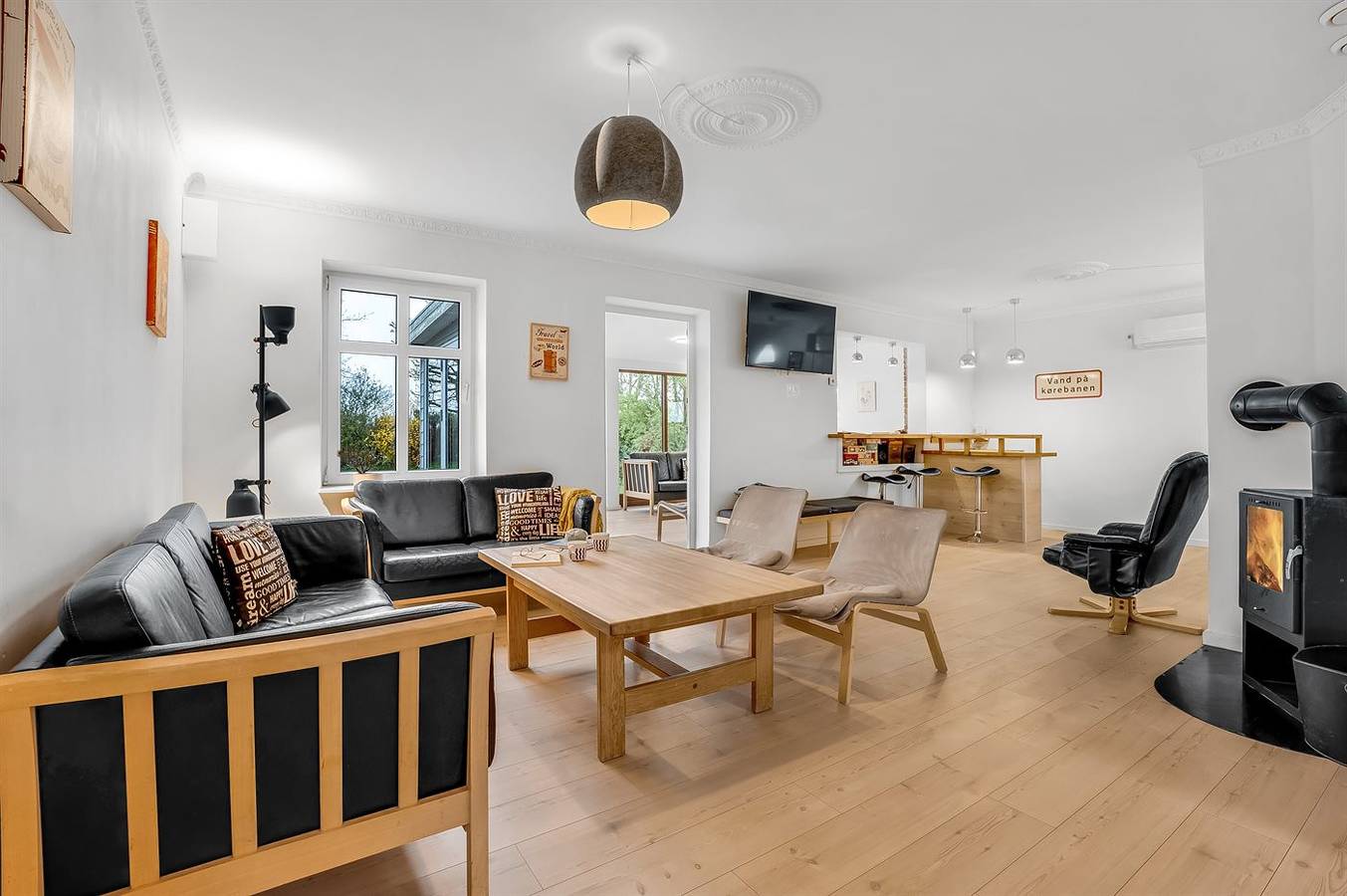 Amazing home in Idestrup w/ Wifi, 9 Bedrooms and Outdoor swimming pool in Swedish Baltic Sea