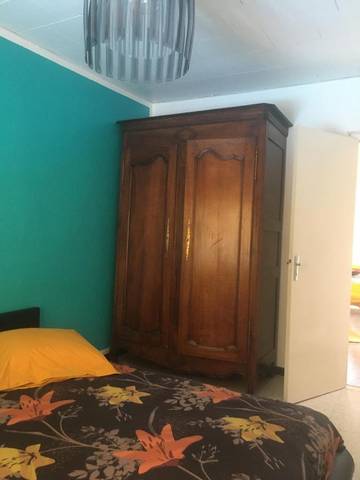Gîte pour 6 personnes, avec terrasse à Pignans