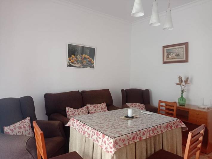 Gîte pour 6 personnes, avec vue ainsi que piscine et terrasse, animaux acceptés à Villanueva de San Juan - 4