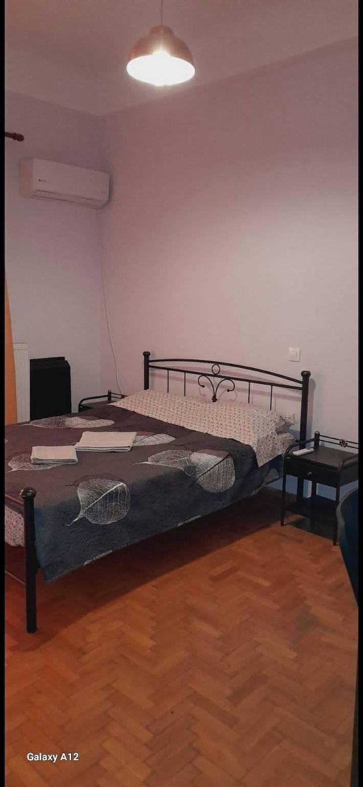 Appartement de vacances entier, Apartment Sleeps 4 near Acropolis Museum in Section centrale d'Athènes, Athènes