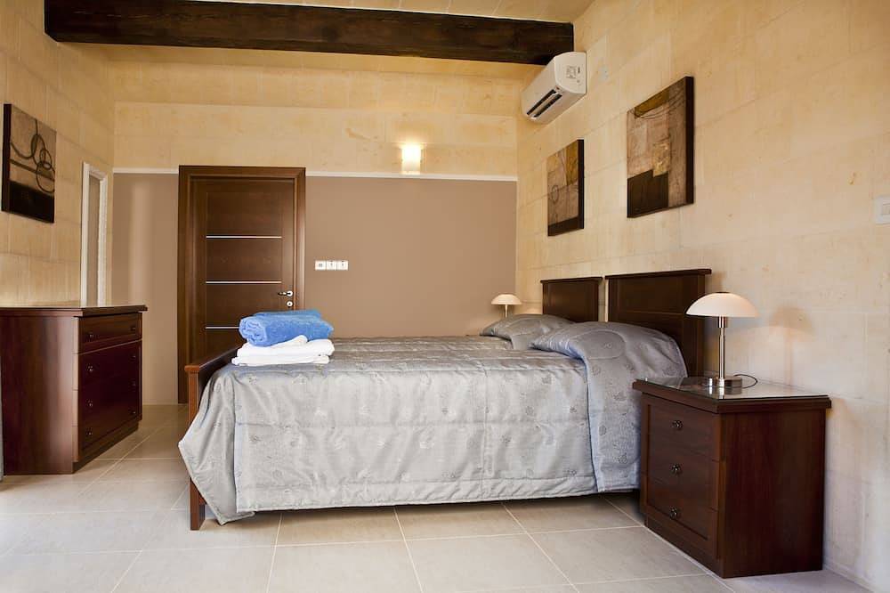 Serkuzan Maison de 3 chambres - Situé dans un cadre exquis, rural et privé in Xaghra, Gozo