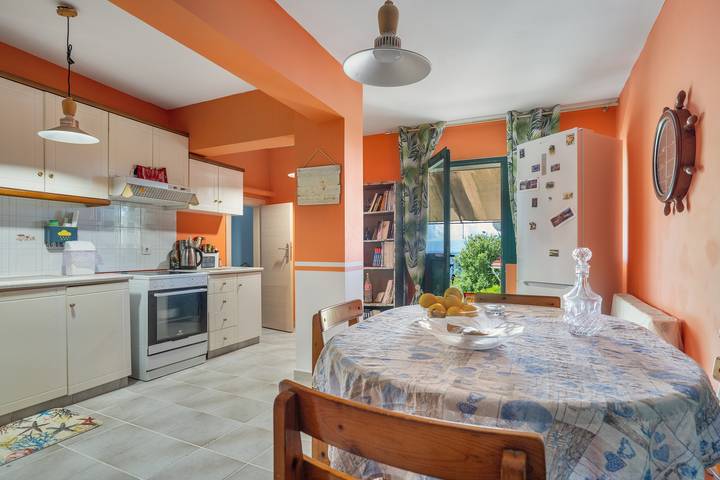 Holiday Home 'Palati' with Sea View, Wi-Fi and Air Conditioning in Ratzakli, Kefalonia