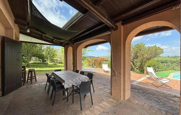 Location de vacances pour 10 personnes, avec terrasse ainsi que piscine et jardin à Calvi dell'Umbria - 3