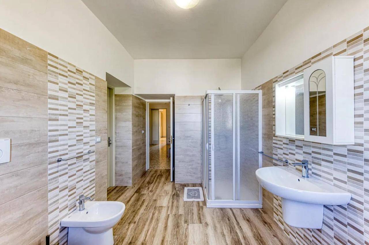 Connected Room with Private Bathroom in Presicce, Golfo di Taranto